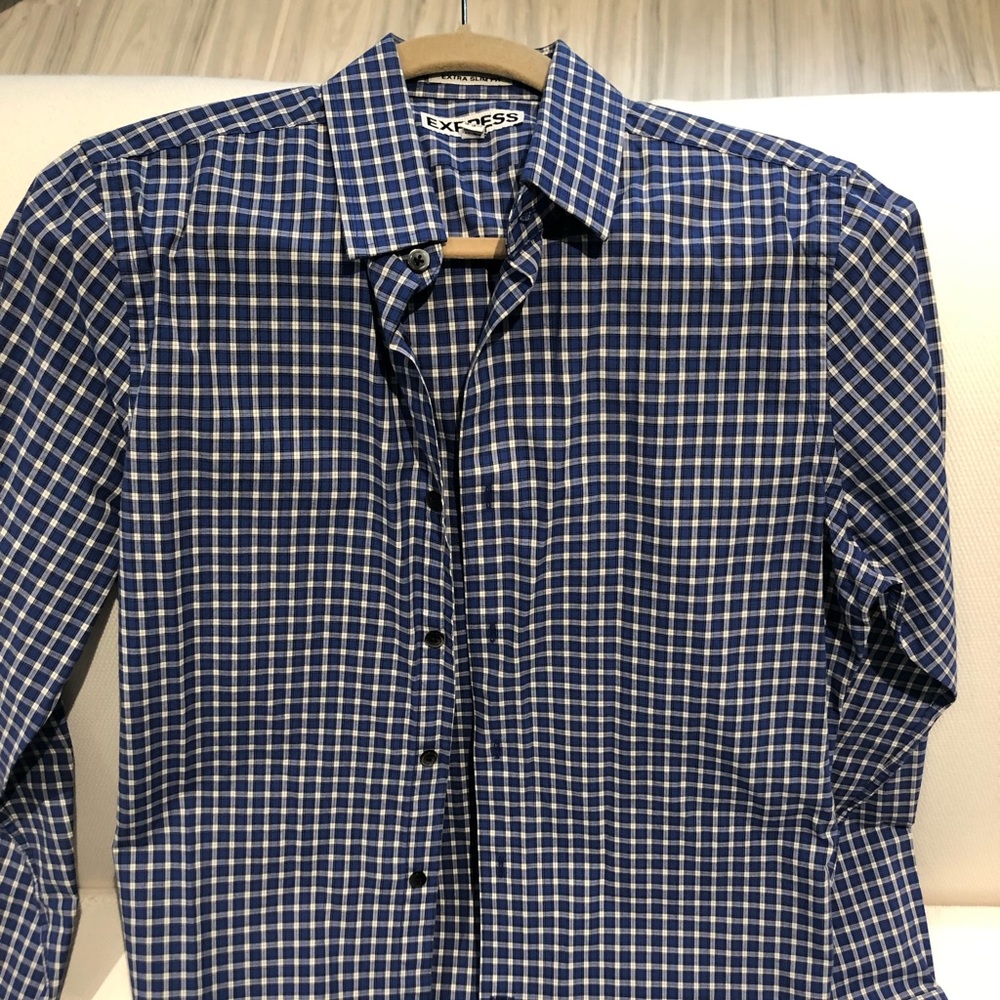 Express button down